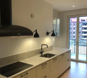 Nytt kök och badrums renovering med SG spotar som styrs av Plejd och Renova brytare.Grymt bra uppstyrt som alltid av @lg0n DLS Byggservice & inredning #plejd #sgarmaturen #kiwitools